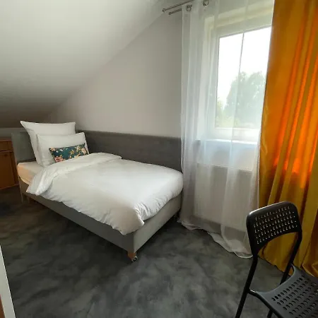 Biblijne Ogrody 게스트하우스 *